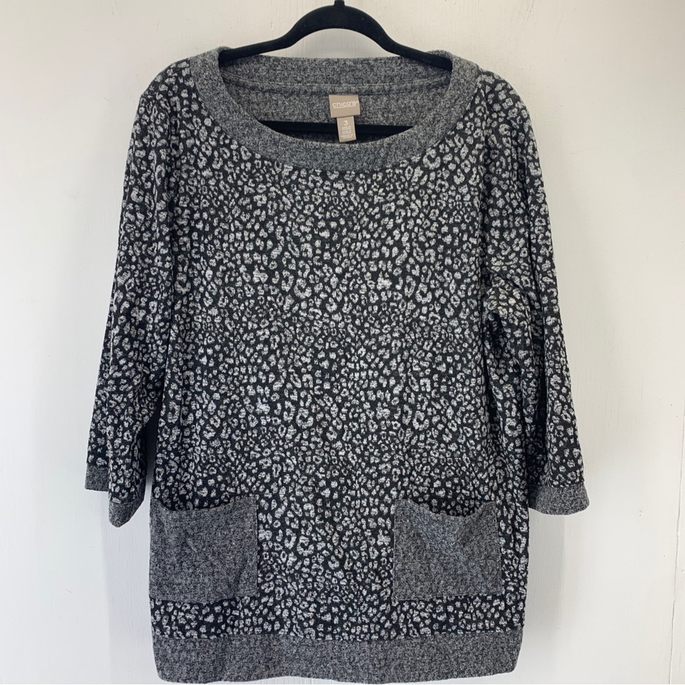 Chicos Womens 3 XL Pullover Sweater Tunic Fleece Pockets Animal Print Gray Black